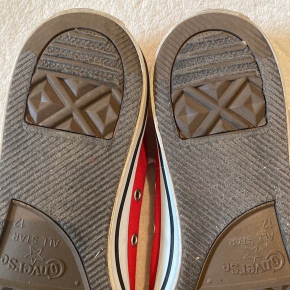 Converse Chuck Taylor sneakers in red canvas Sz 12 EUC - Picture 7 of 9